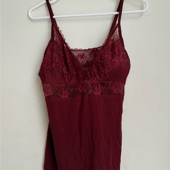 SOMA COOL NIGHTS
Pajama Cami With Plunge Necklline
SIZE M - Picture 2 of 4